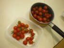 Les tomates-cerises récoltées.
